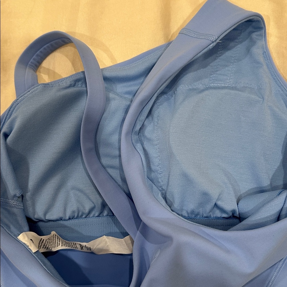Lululemon Everlux Asymetrical Crop Tennis Tank in Sinatra Blue (10) - Picture 9 of 10